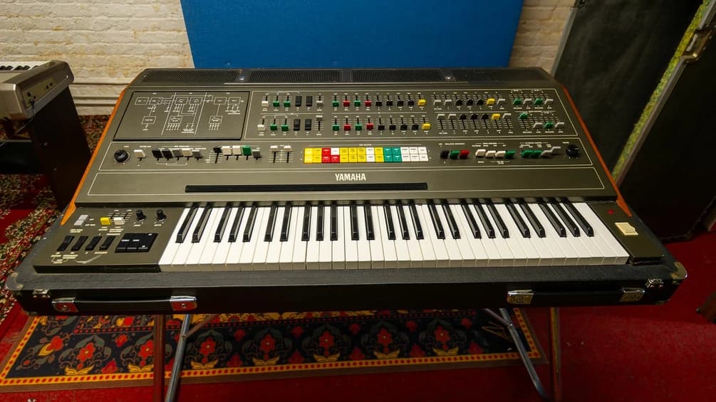 Syntezator Vangelisa sprzedany za 401 tysięcy funtów. To najdroższy synth w historii